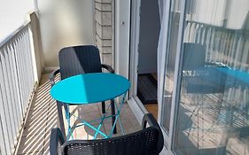 Studio lumineux proche port&plages